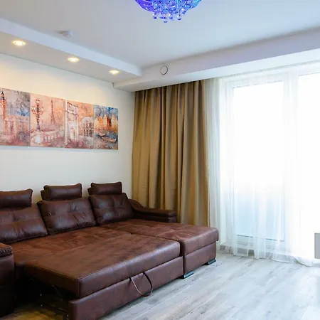 Uptown With Balcony And Panoramic View شقة فيلنيوس