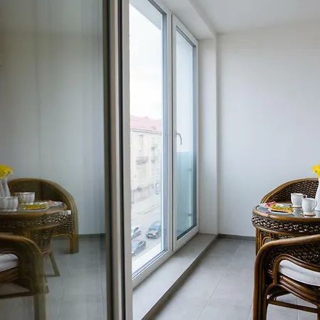 Uptown With Balcony And Panoramic View 빌뉴스